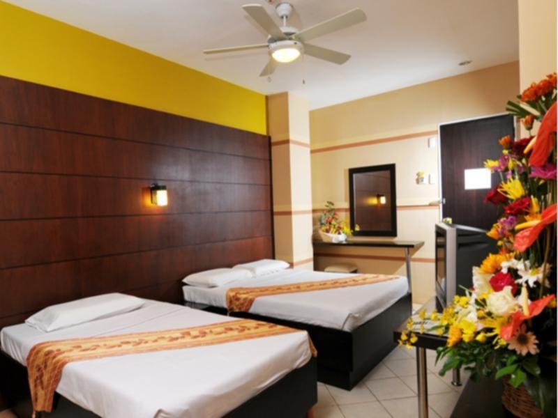 Sampaguita Suites Jrg Cebu Esterno foto